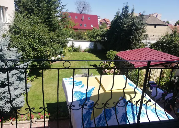 Nobless Boutique Residence